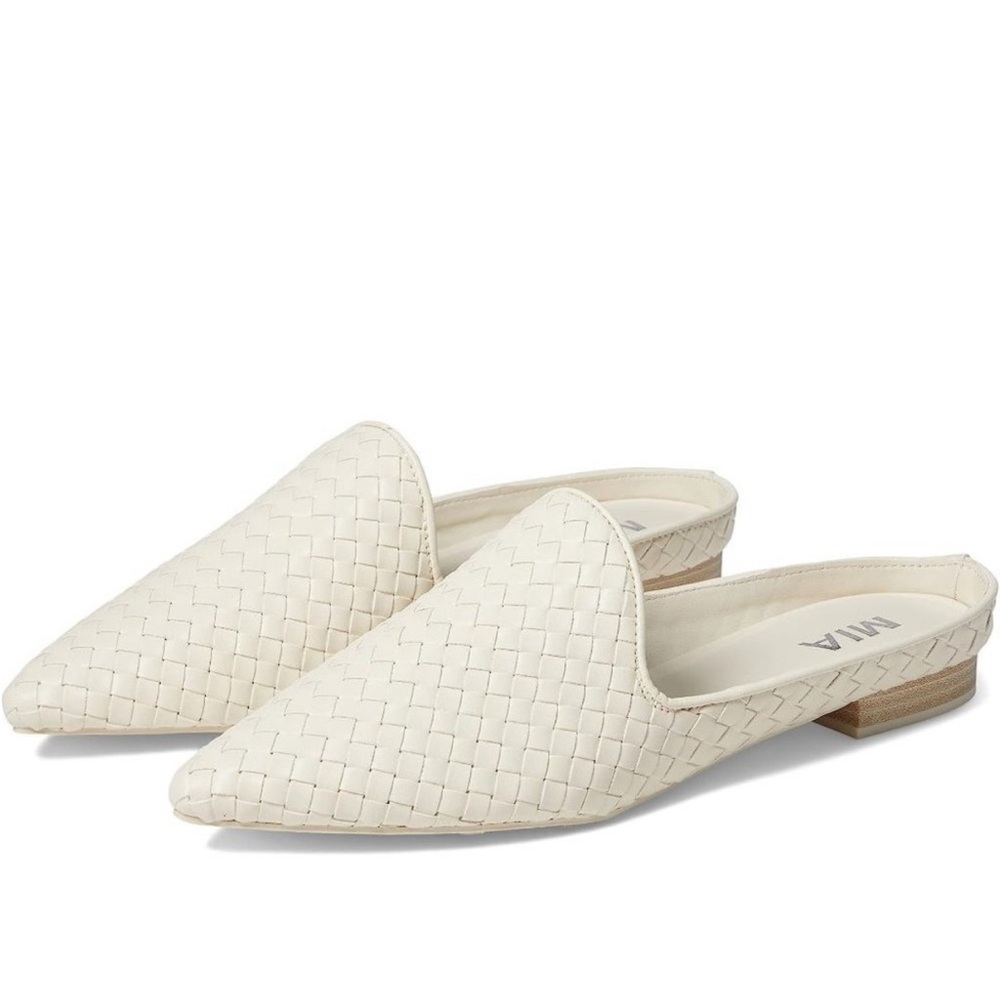 Woven Pointed-Toe Slip-On Mules in Cream